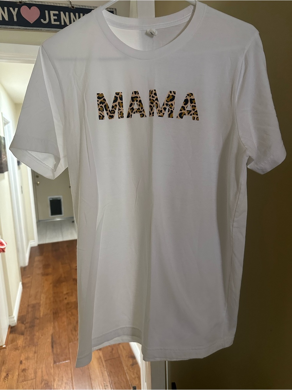 Leopard print MAMA tee